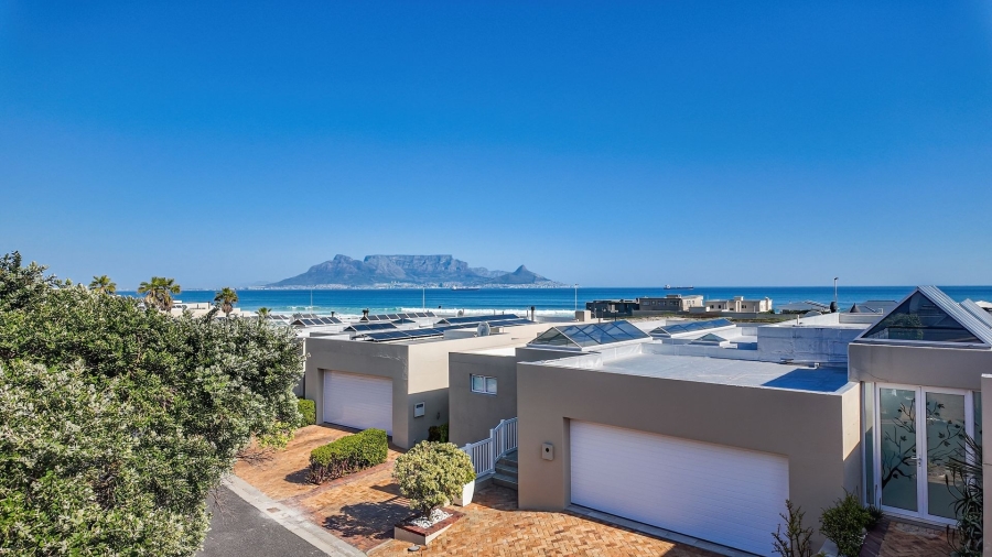 3 Bedroom Property for Sale in Bloubergstrand Western Cape